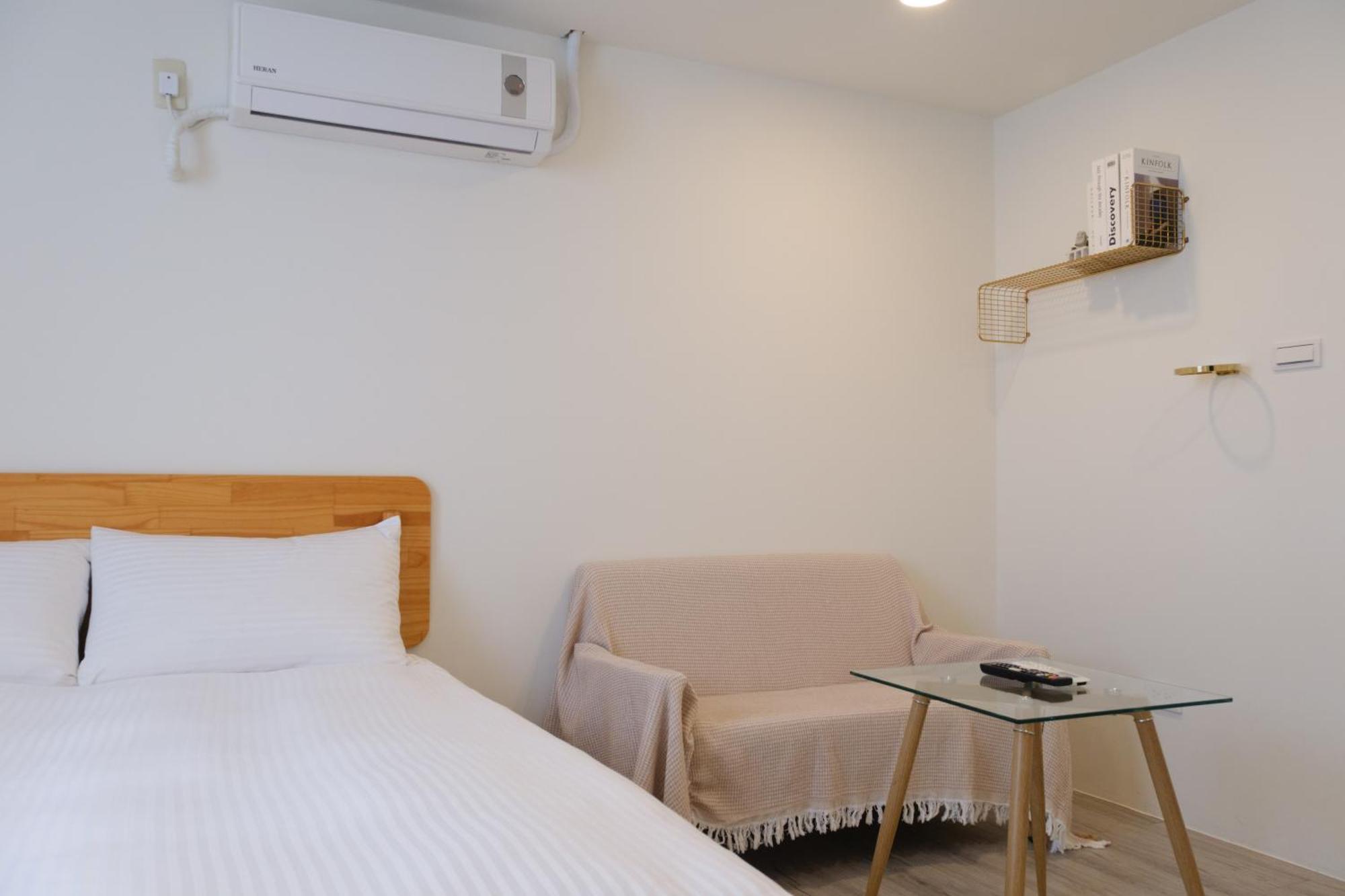 See U Apartment Tainan Exteriör bild